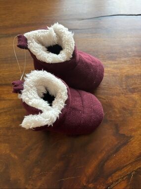 Target Burgundy and White Faux Fur Baby Boots